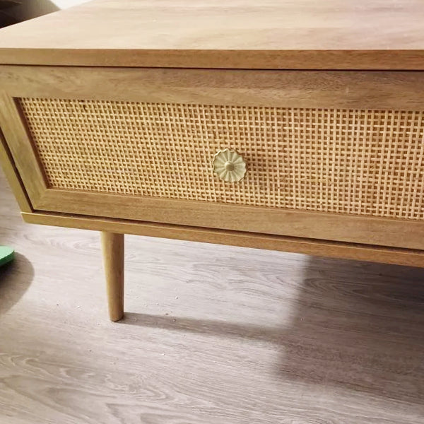 Posh Hardware Shop - Tusenfryd daisy knob on coffee table