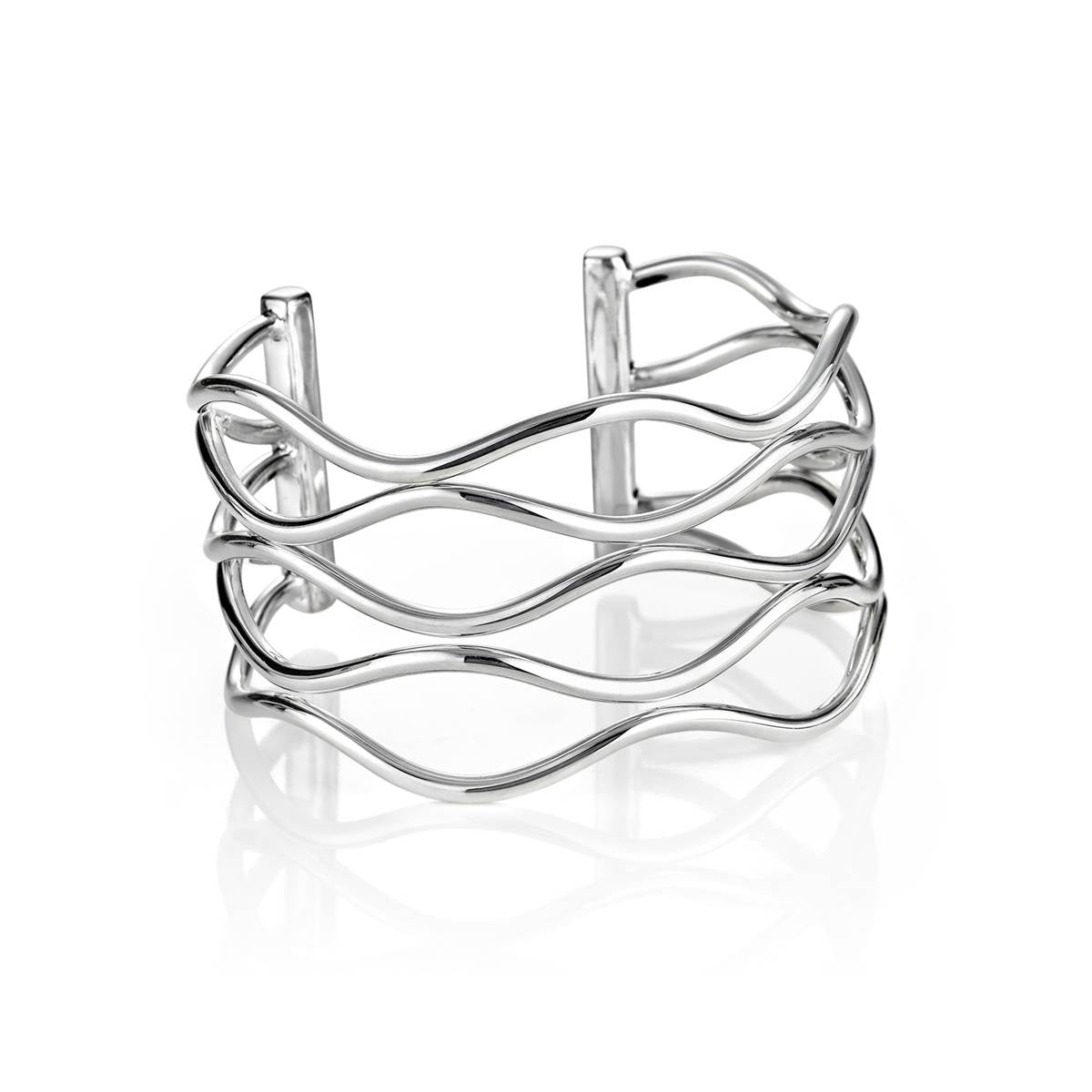 Silver cuff by Zina