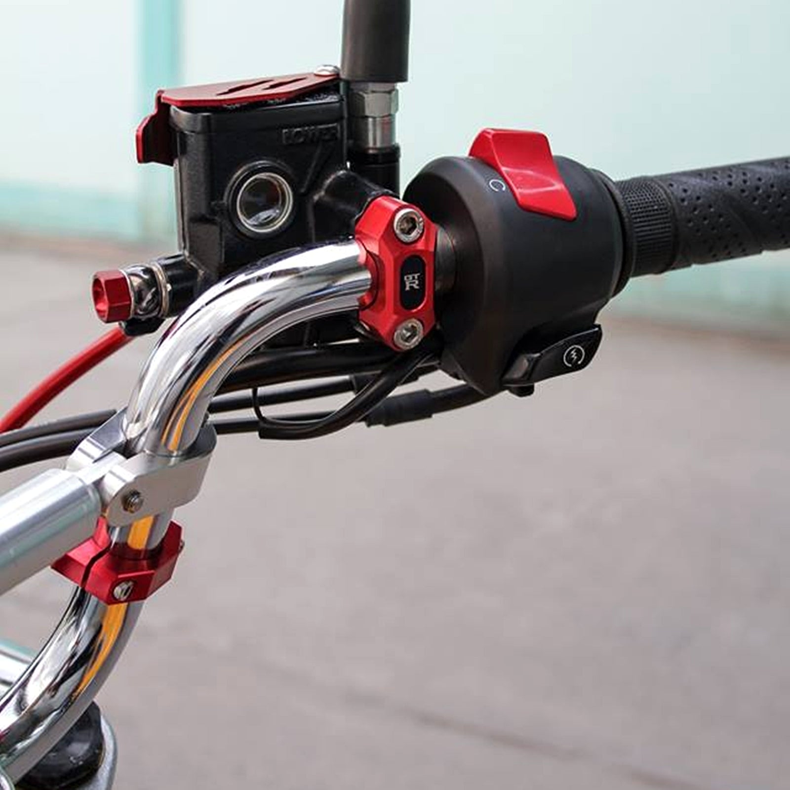 bmx handlebar clamp