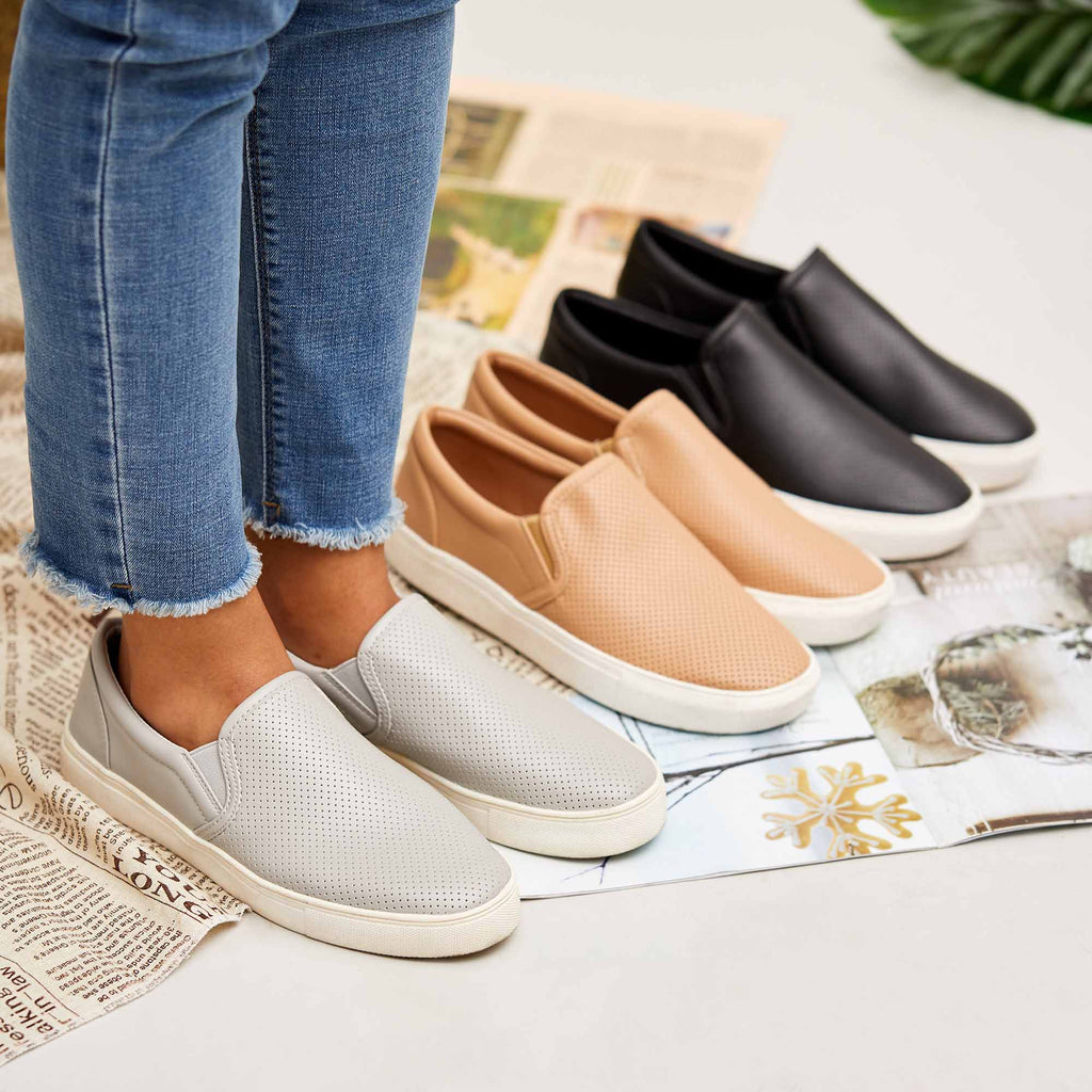 chellysun slip on running flat sneakers