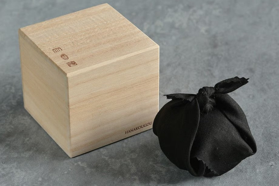 特製の桐付き