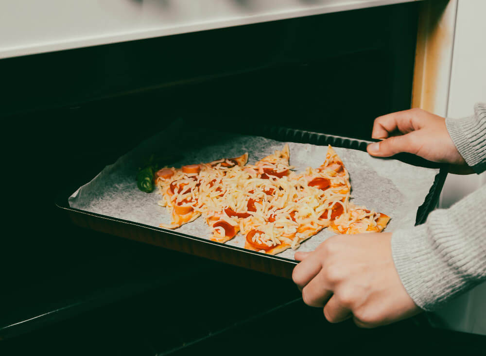 Useful Tips When Reheating Pizza