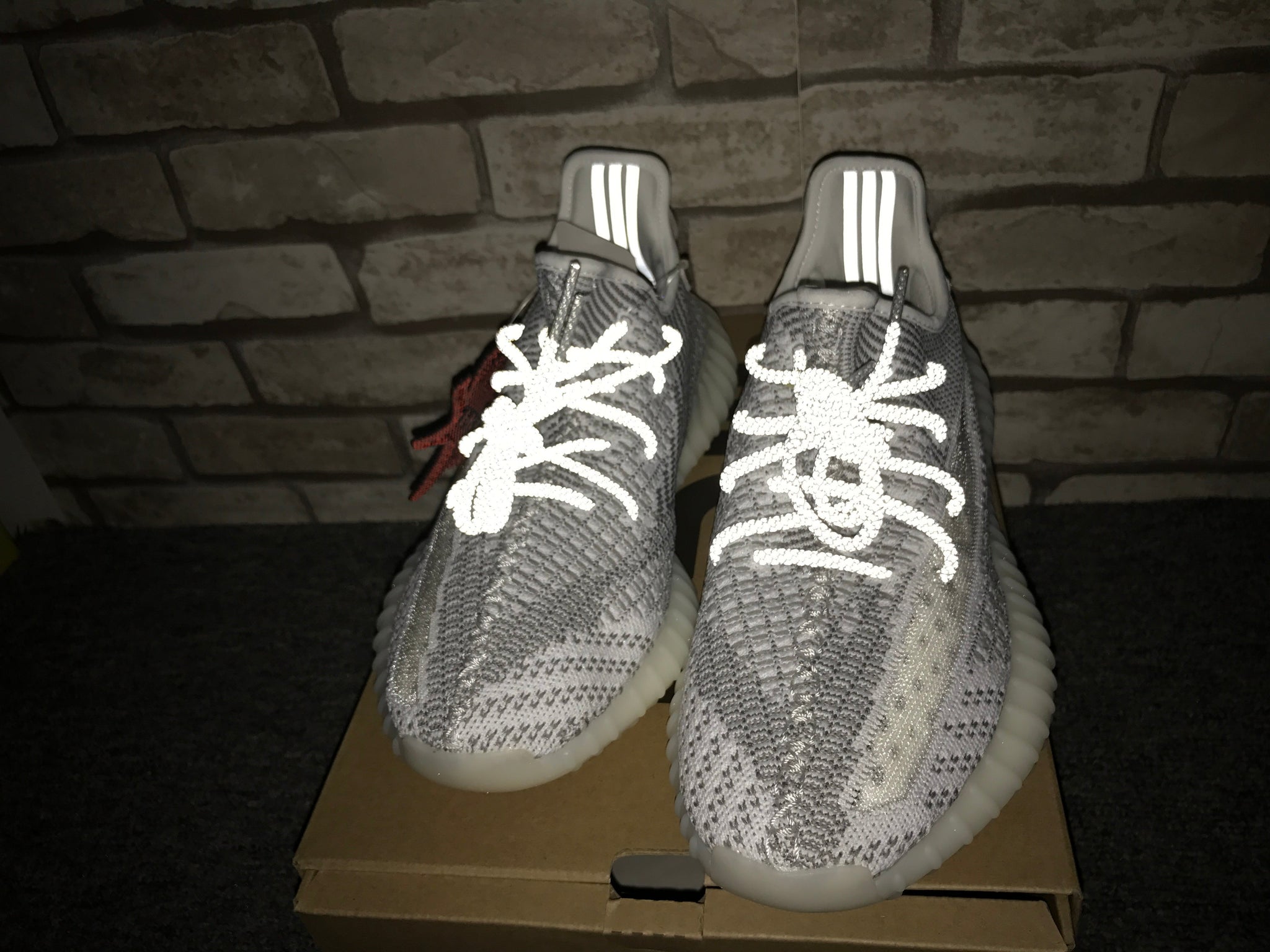 adidas Yeezy Boost 350 V2 Static Griffeborges