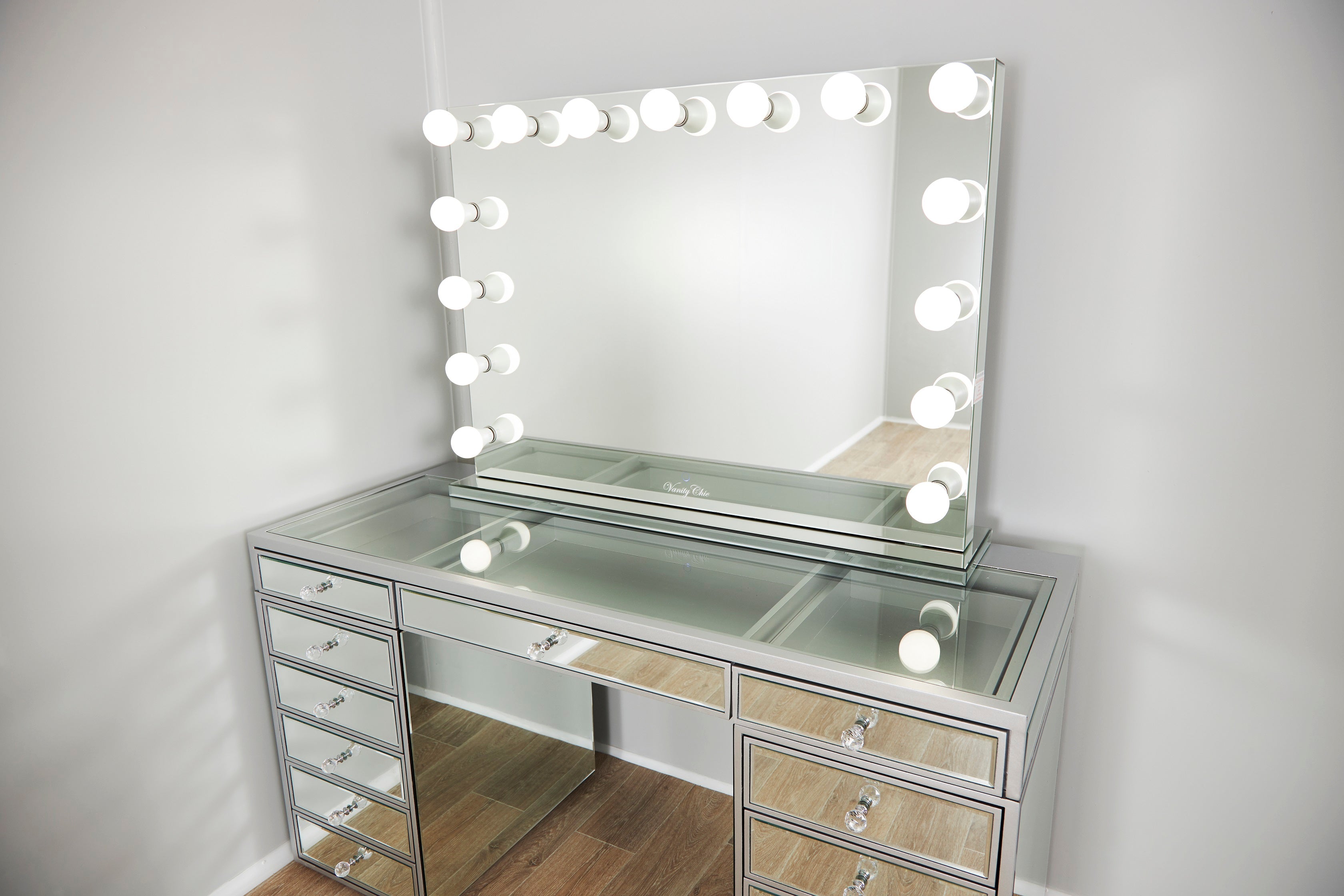 Xl Valentina Hollywood Makeup Mirror With Dimmable Led Lights Joelle Vanity Chic Mirrors