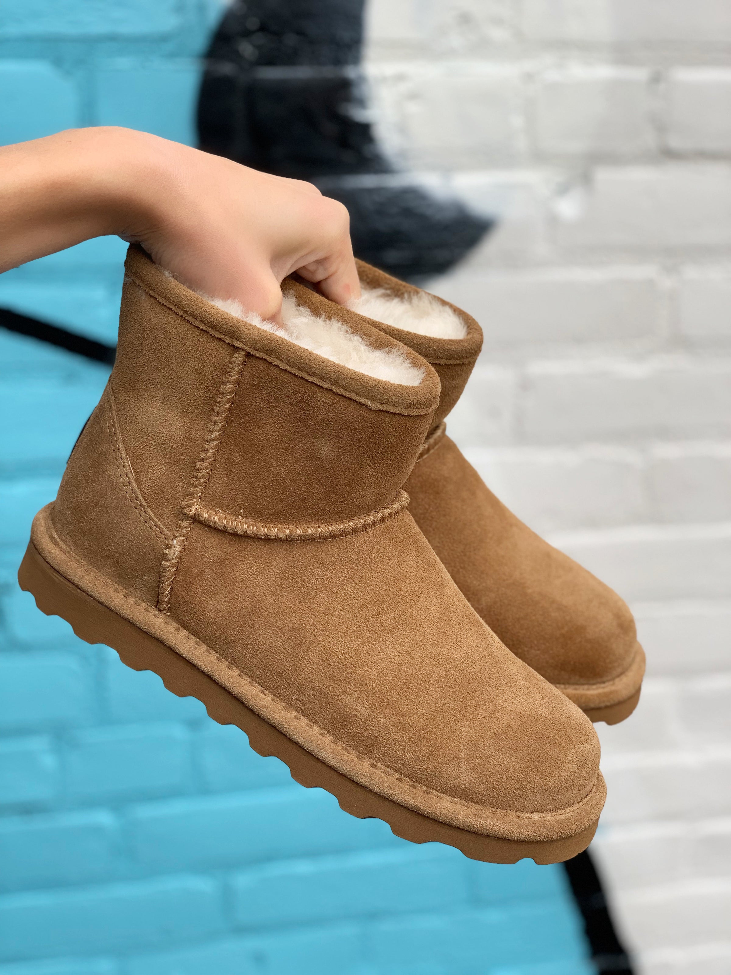 bearpaw alyssa boot