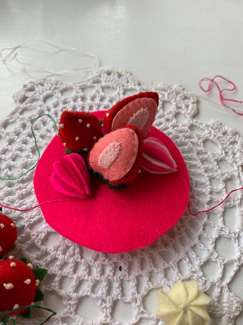 DIY Felt Mini Cake: A sewing Celebration by Bedlam Cat Studio