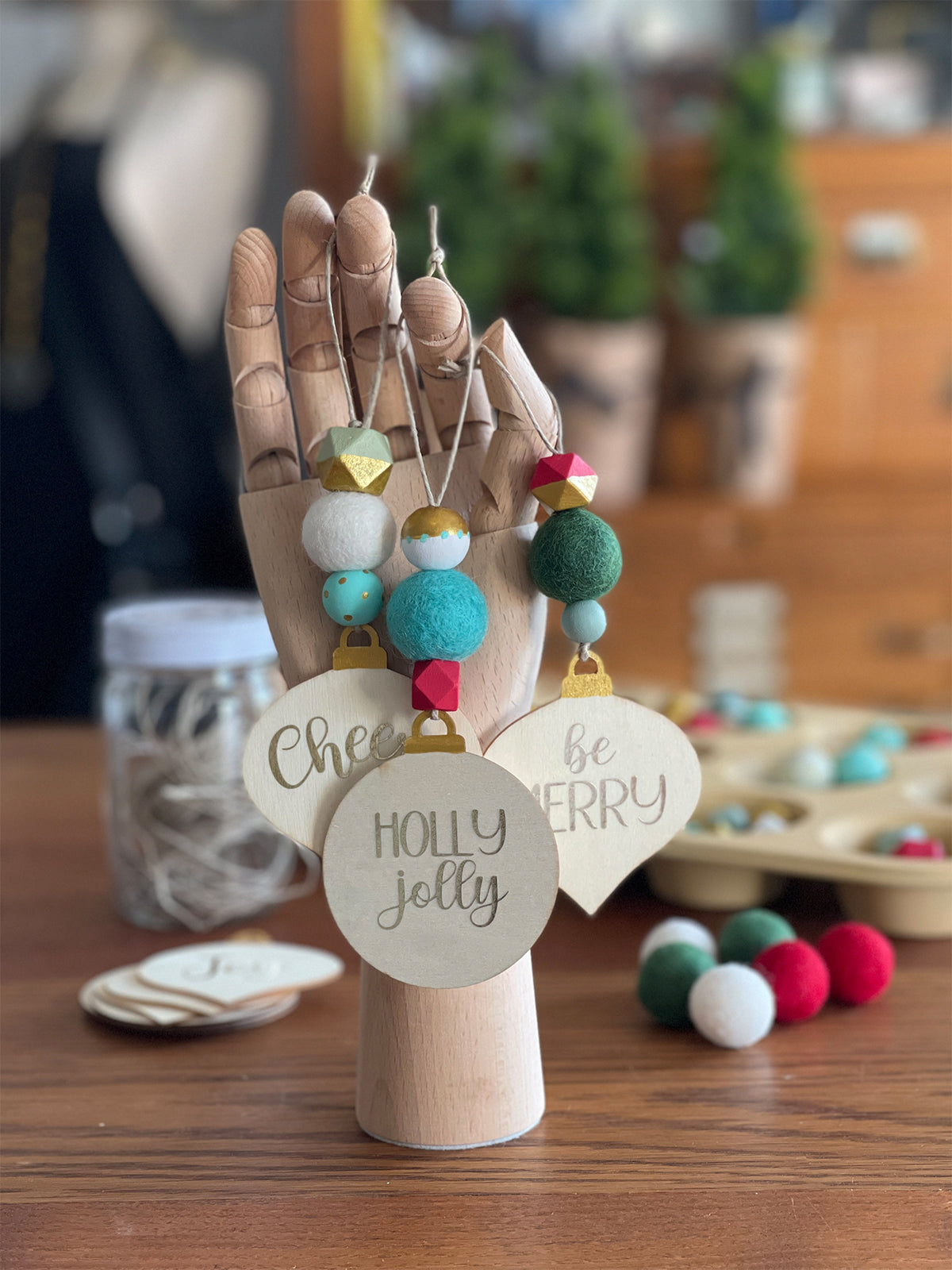 Five DIY Holiday Project Ideas Using Wool Felt Balls –