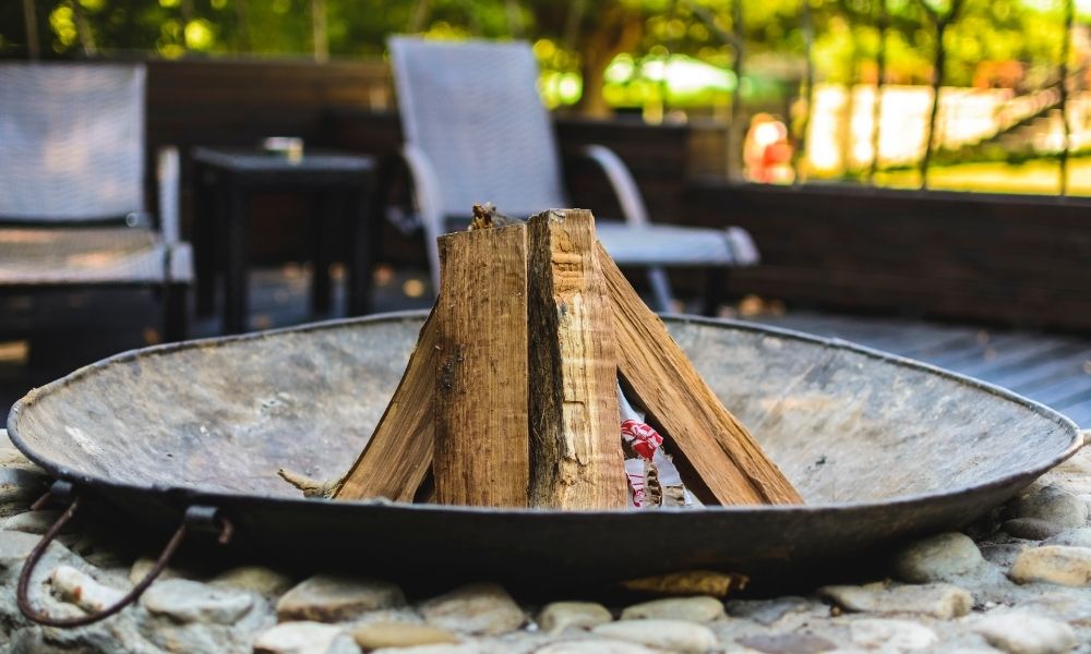 5 Reasons Your Home Needs a Custom-Made Fire Pit