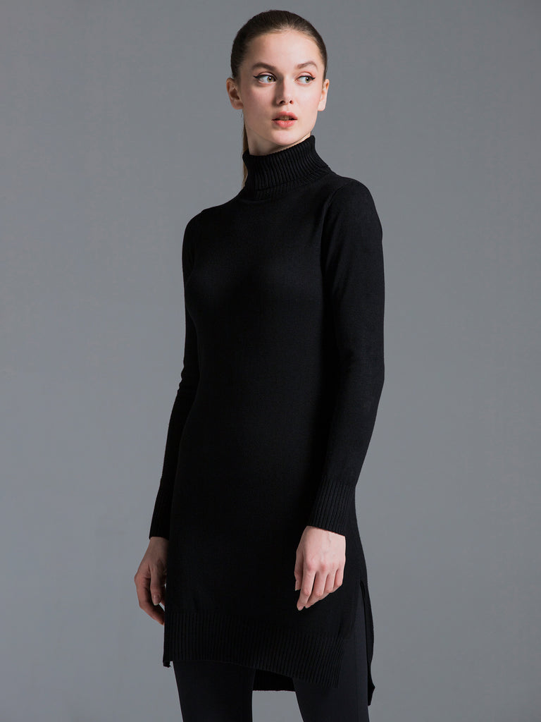 TURTLENECK KNIT DRESS W SLITS, BLACK AUMNIEHK