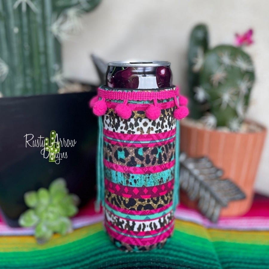 https://cdn.shopify.com/s/files/1/0018/4323/2828/products/slim-hot-pink-cheetah-and-stripes-fringe-koozie-koozies-wholesale-rusty-arrow-designs-450.jpg