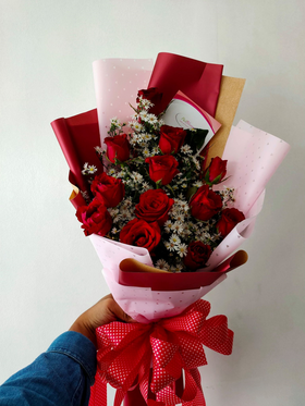 Online ​12 Red Rose Bouquet with Greens and One Piece Happy Birthday  Balloon to Philippines