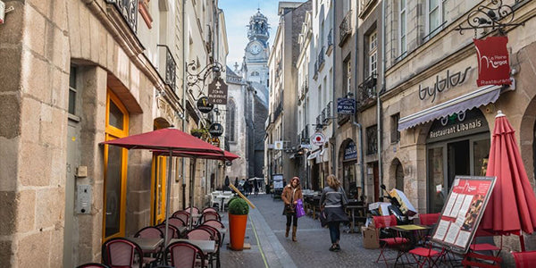 quartier bouffay nantes - loire à vélo