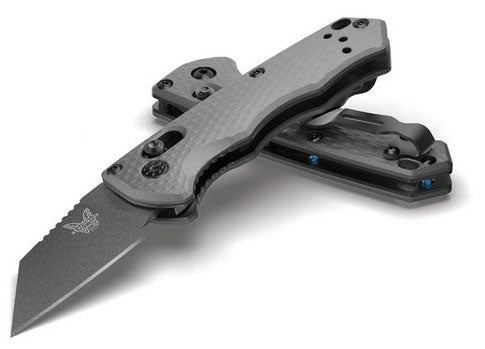 Benchmade Partial Auto Immunity AXIS Lock Knife FDE