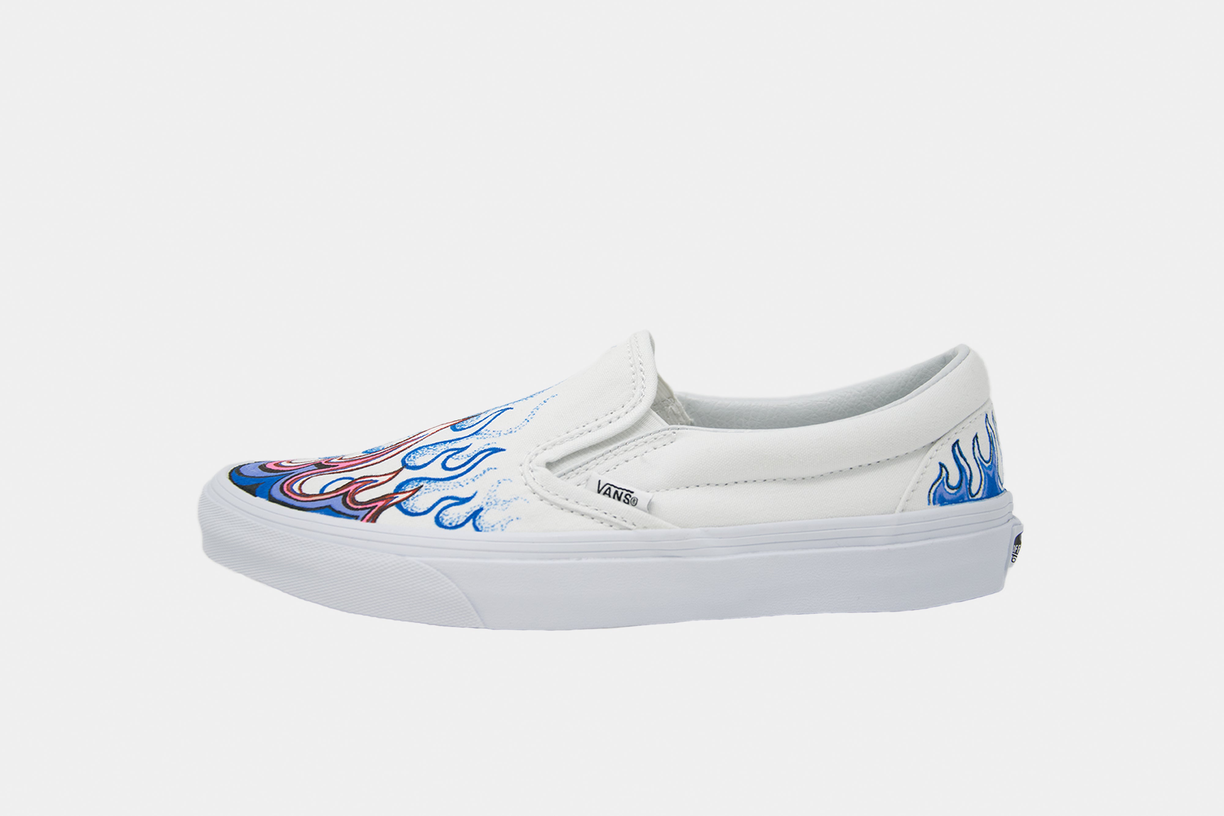 vans slip on bianche