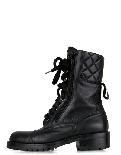 Chanel Iconic 90's Vintage Moon Boots sz 41-43 – ASC Resale