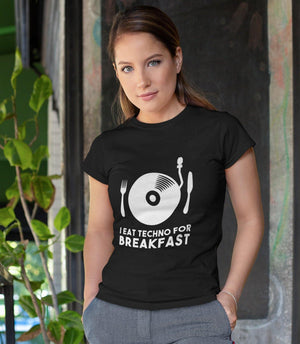 Camiseta entallada de mujer Yo como Techno para el desayuno | Atuendo tecno  - Techno Outfit