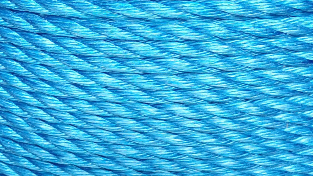 Spool of 0.375 inch Blue-White Floating Polypropylene Swimming Pool Rope