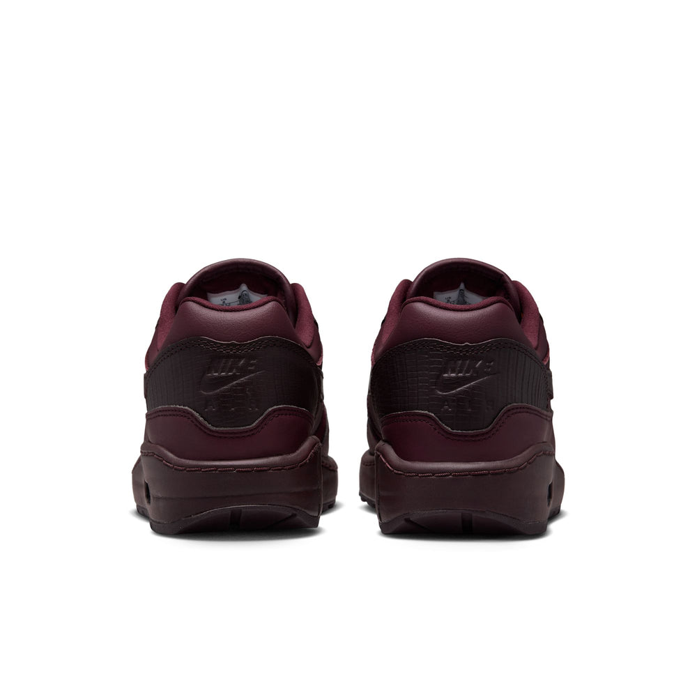 nike air max womens burgundy