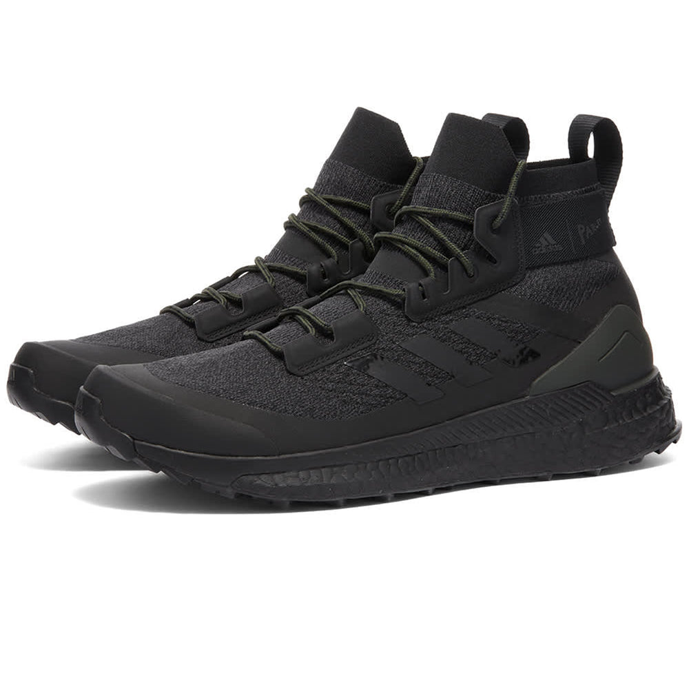 terrex free hiker triple black