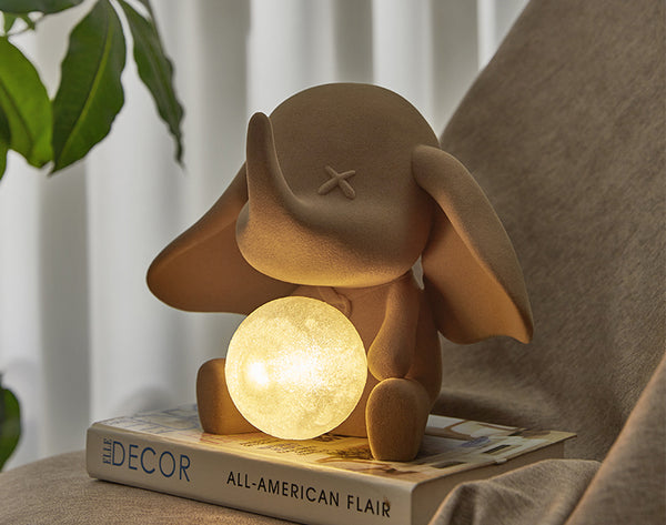 Howard Moon Lamp