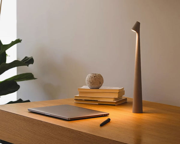 Skinny Wireless Table Lamp