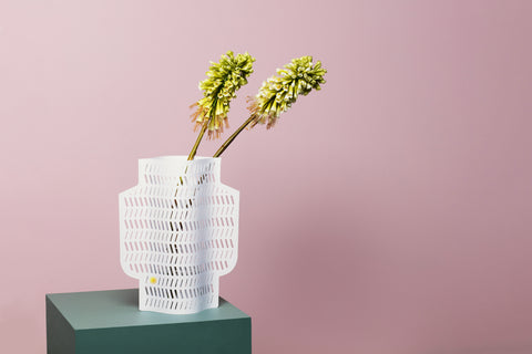 Octaevo Coral Paper Vase in White