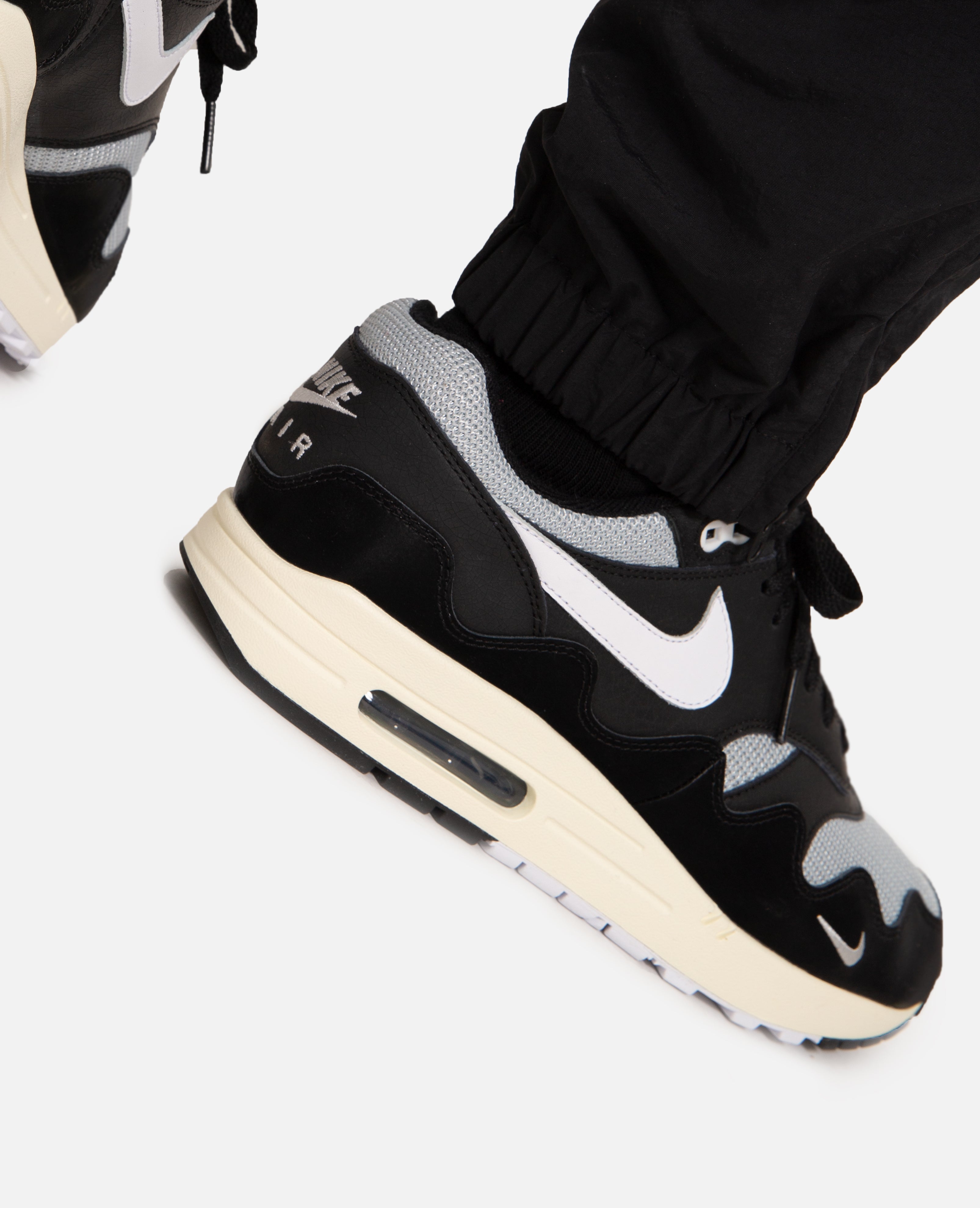 Flou Creates an Epic Custom Patta x Nike Air Max 1 - Sneaker Freaker