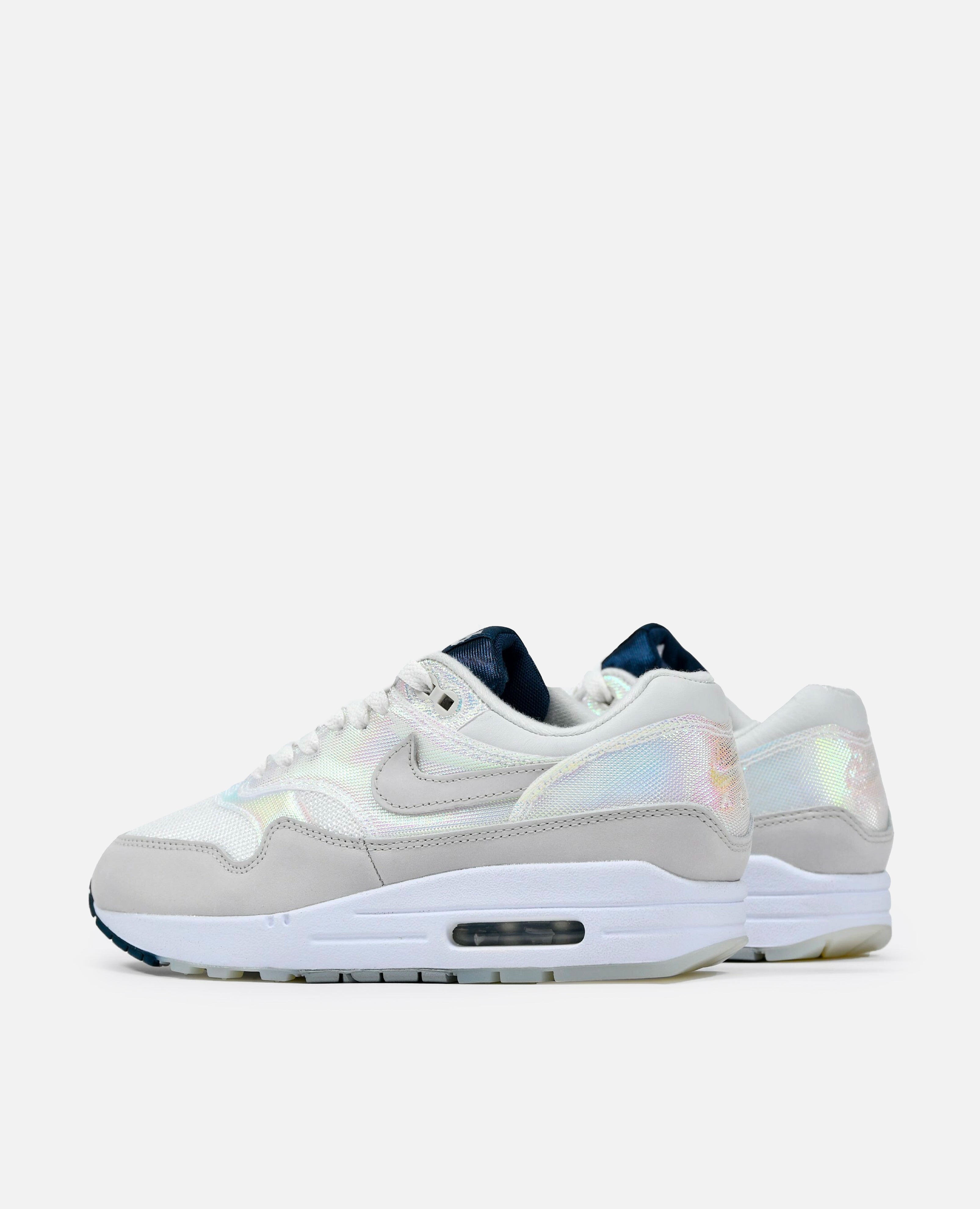 Nike WMNS Air Max 1 AMD (Summit White/Light Bone)