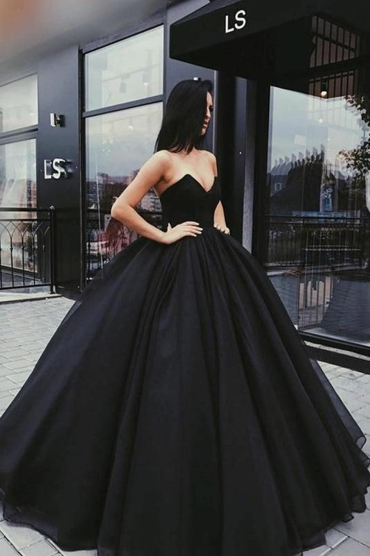 Black Tulle Ball Gown Prom Dresses with Plunging Sweetheart Corset ...