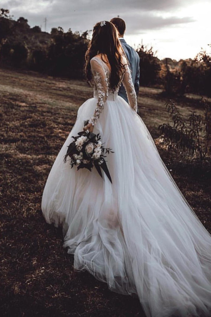 long sleeve tulle wedding dress