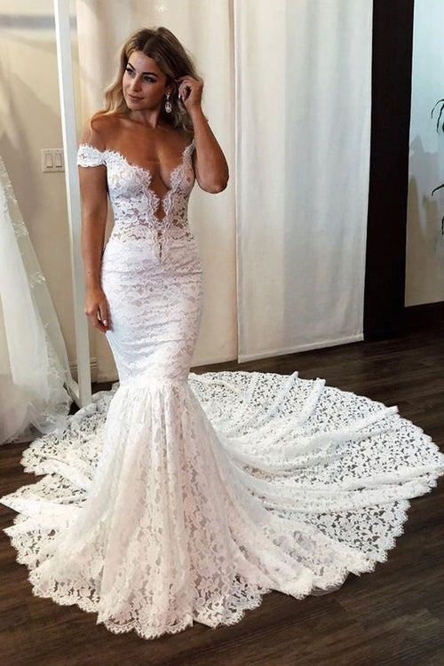 mermaid style wedding dress with detachable train