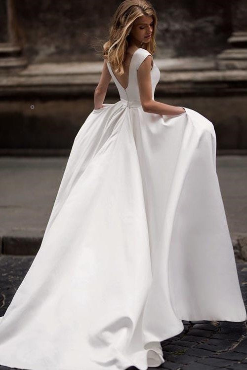 long bridesmaid dresses with pockets