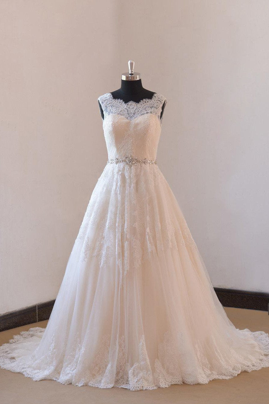 Traditional Lace Tulle Wedding Dresses with Rhinestones Belt ...