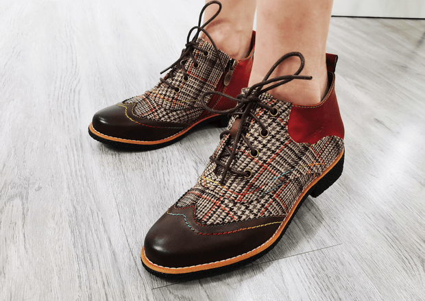 retro genuine leather plaid lace up shoes