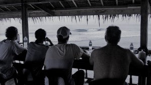 how-surf-competitions-are-judged-judge-view