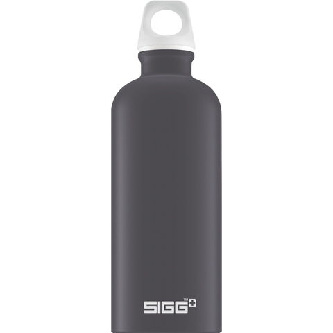 https://cdn.shopify.com/s/files/1/0018/9225/3766/products/classic-sigg-water-bottle-aluminium-cutlery-sigg-lucid-shade-touch-06l-493161_large.png?v=1637231586