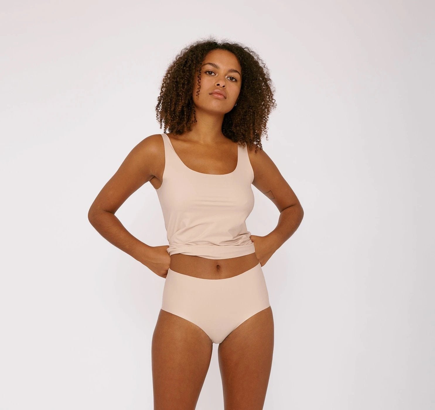 searching for the perfect nude underwear- Cuup, Knickey, Organic Basics,  Boody 