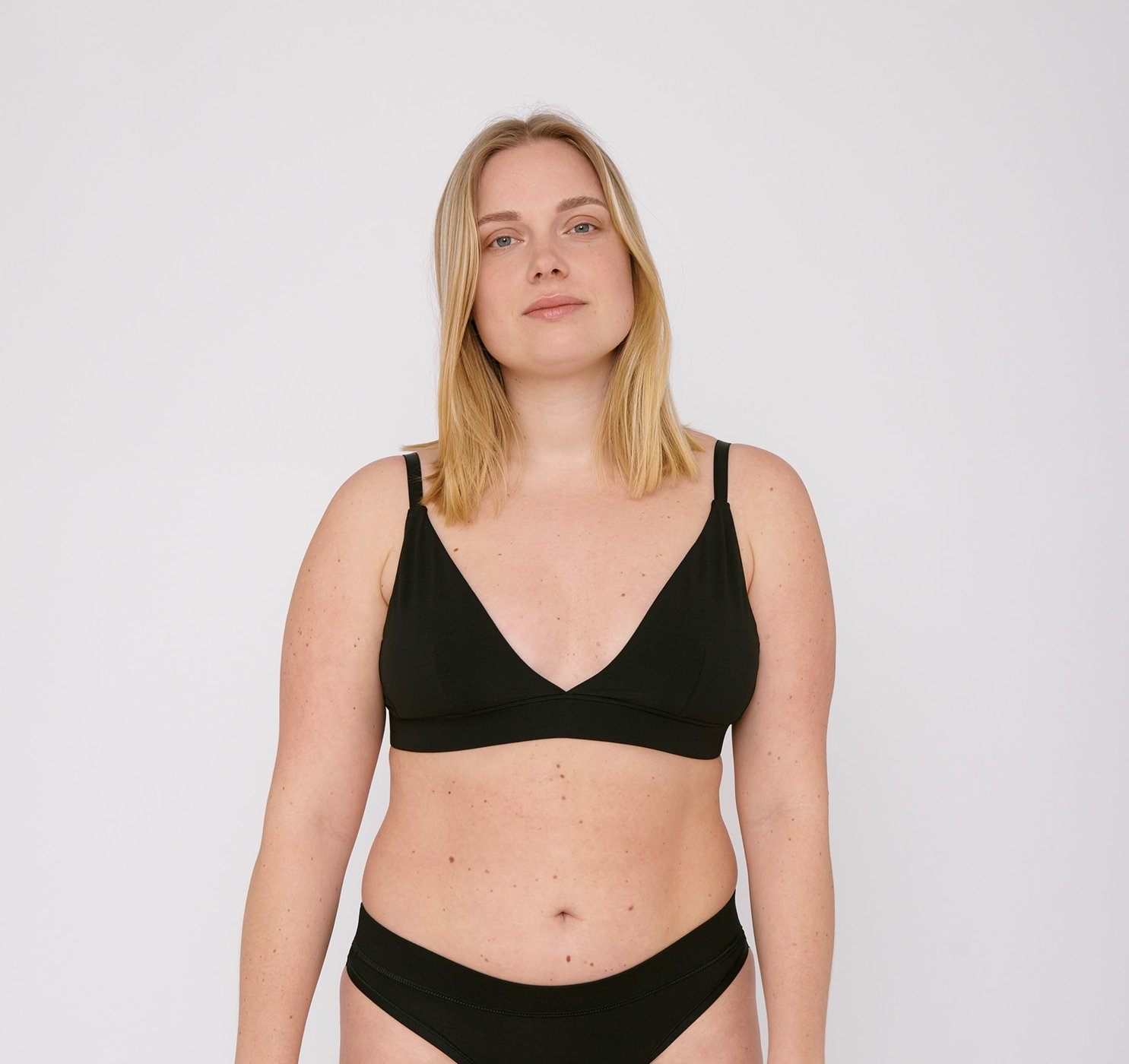 Gigi Organic Cotton Bralette Black · TOVE Studio · Advanced Contemporary  Womenswear Brand