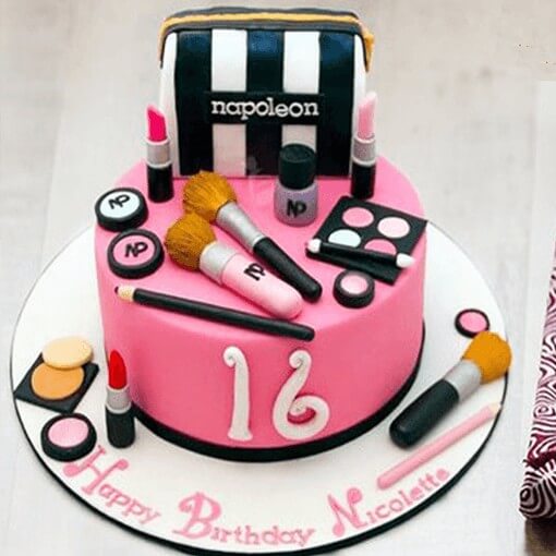 Top 5 Romantic Birthday Cake Ideas for Girlfriend - Kingdom of Cakes