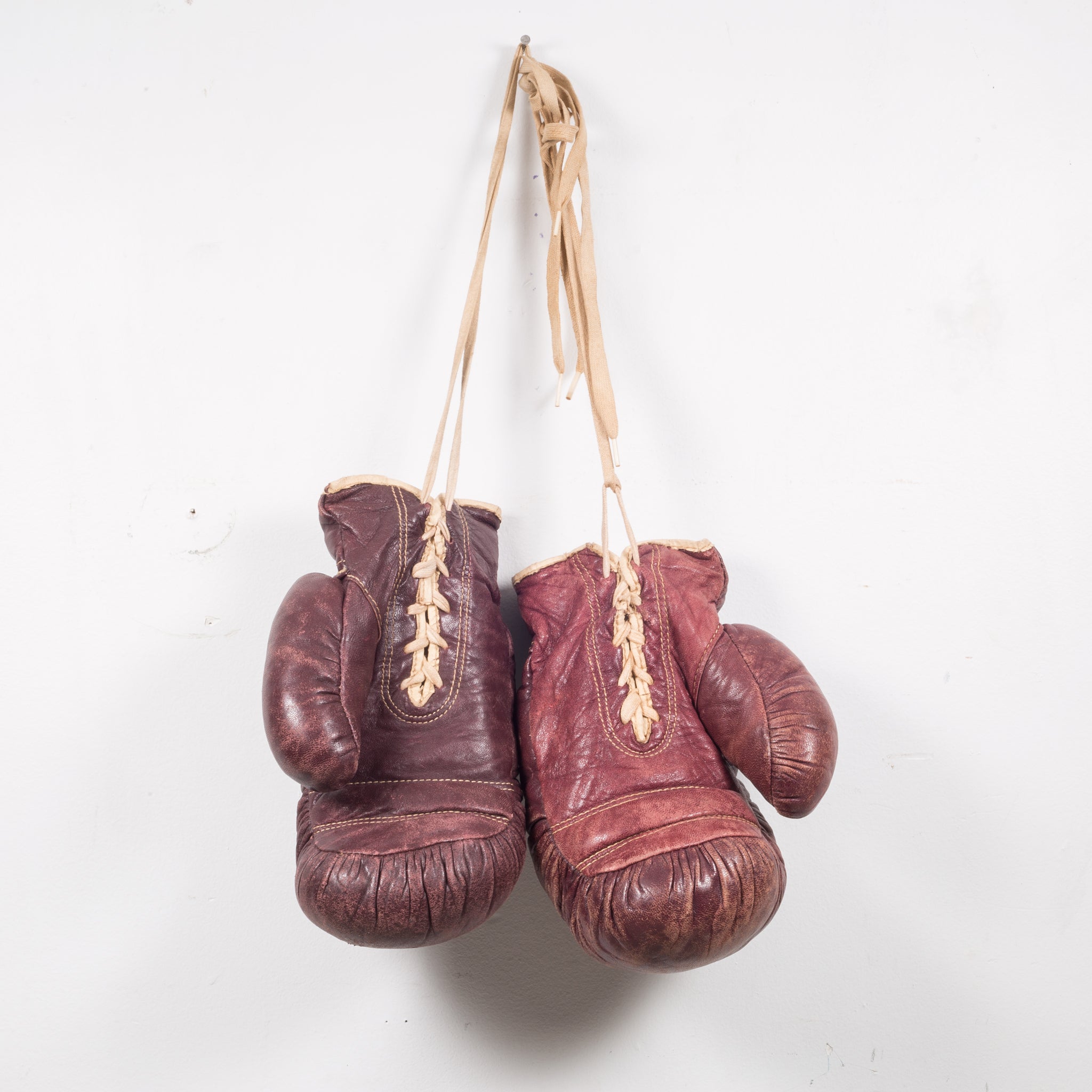 Vintage Spalding Leather Boxing Gloves c.1950-1960 | S16 Home