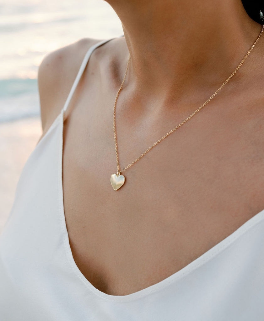 This Valentine’s Day, gift the ultimate symbol of love with our Beaded Heart Necklace. Dainty, sophisticated, and perfect for everyday elegance.