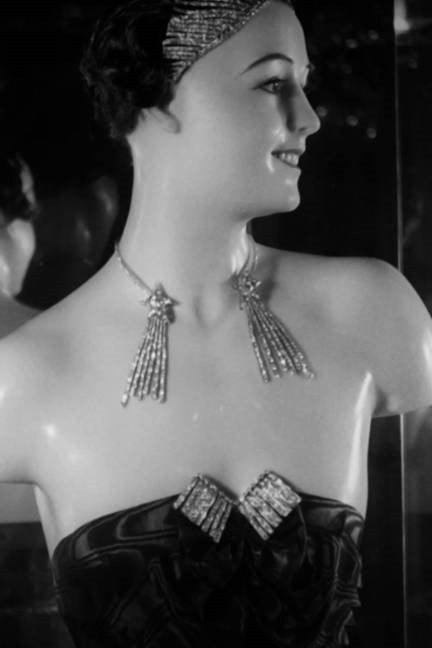 Chanel 1932 Collection - Comète neclace