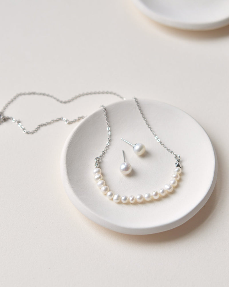 modern pearl jewelry