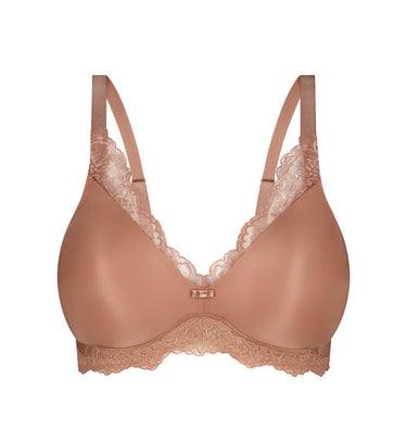 Mabel & Jacks Ltd - 🥰OUR BEST SELLER THIS MONTH IS🥰 Triumph's 'amourette' charm  bra with matching briefs A sweet start into the day is guaranteed with this  timeless and sophisticated bra