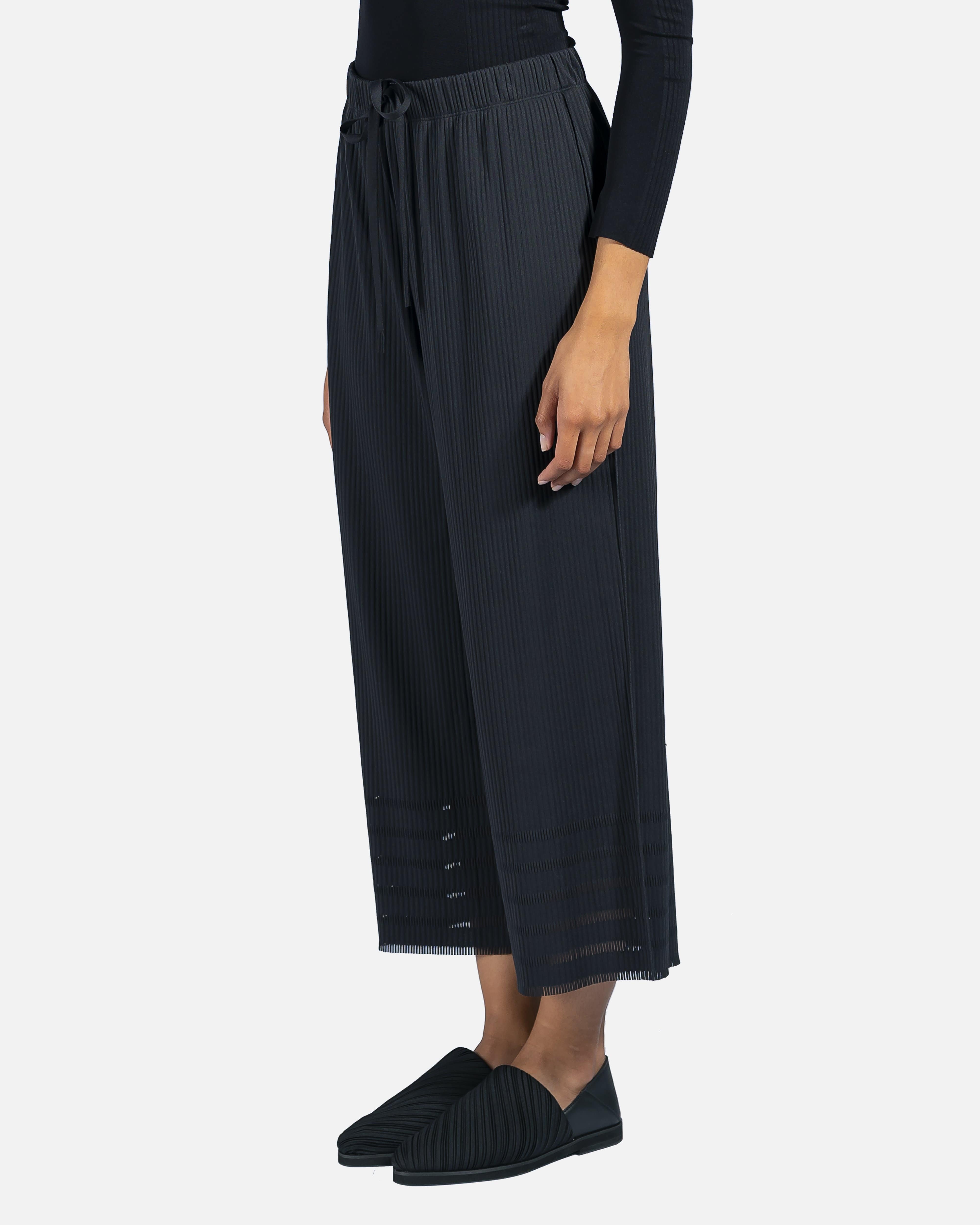 A-POC Basics Pants in Black