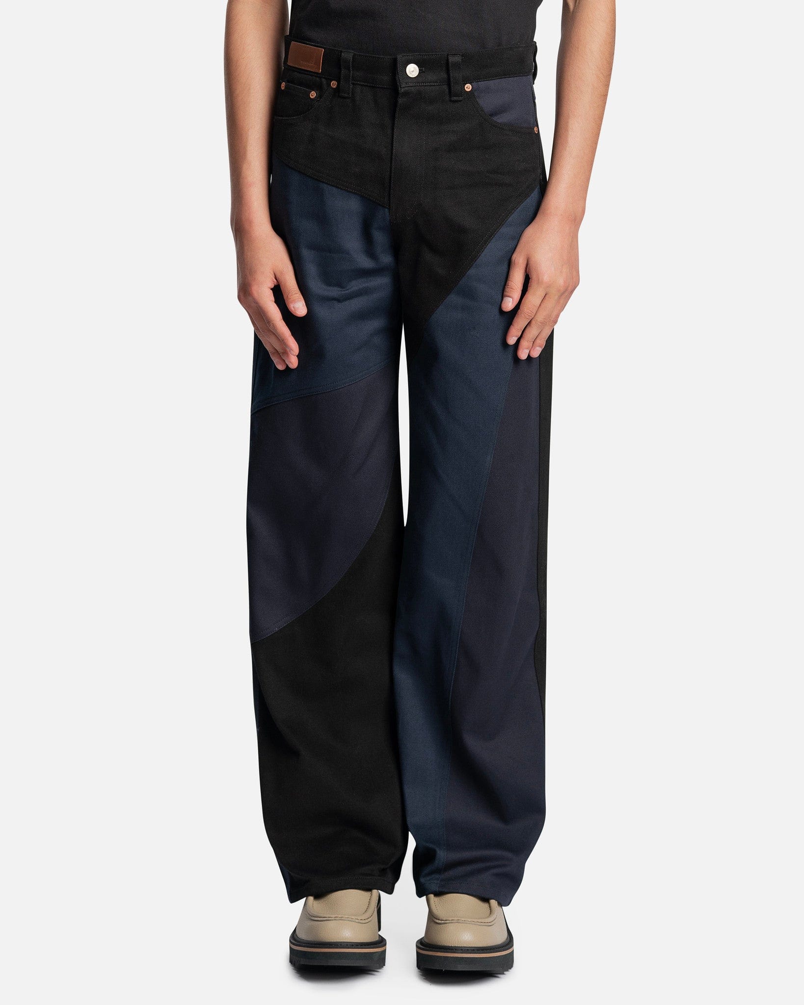 Akko Twill Cotton Curved Pants in Black/Navy