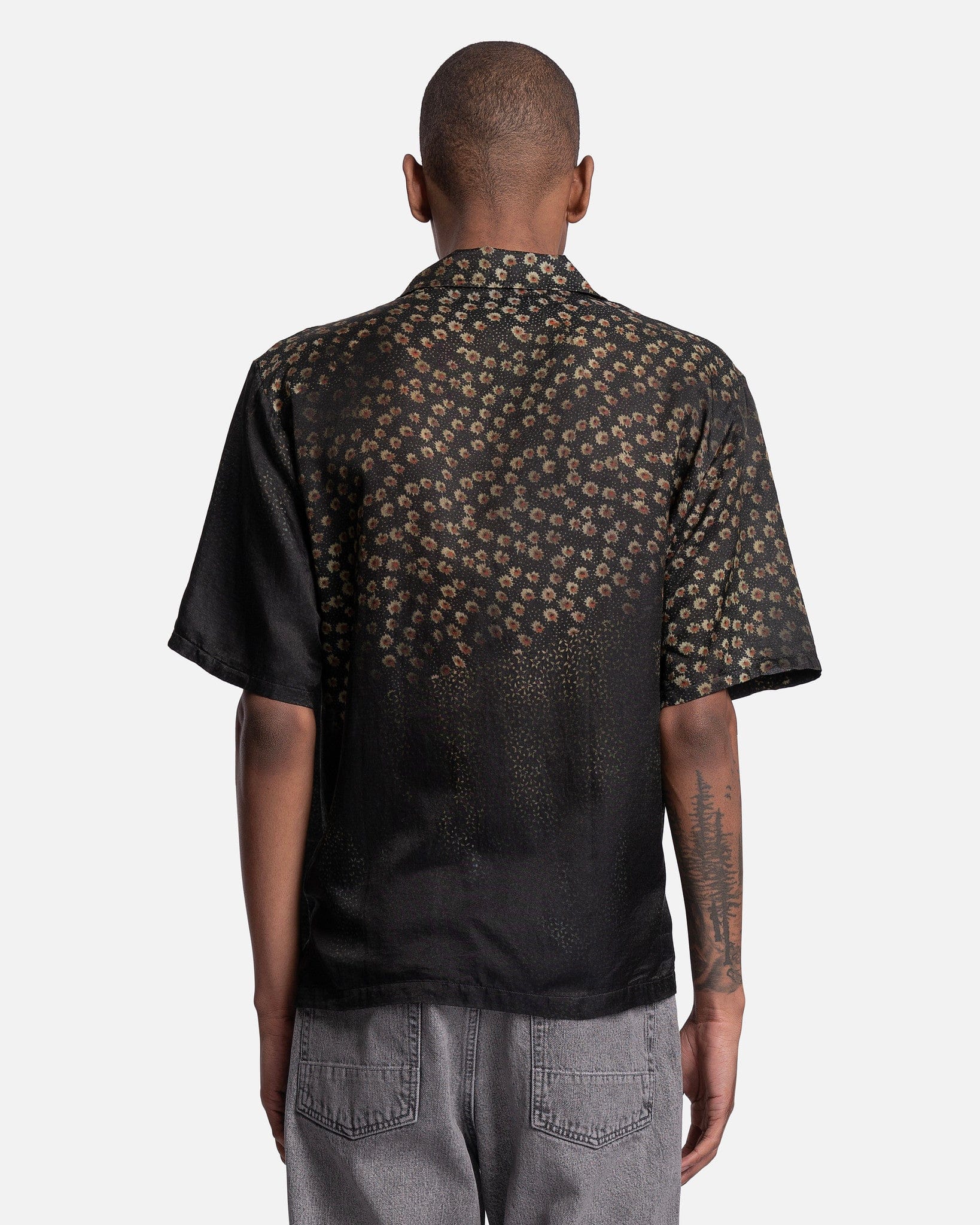 Box Shirt Shortsleeve in Dark Flower Print