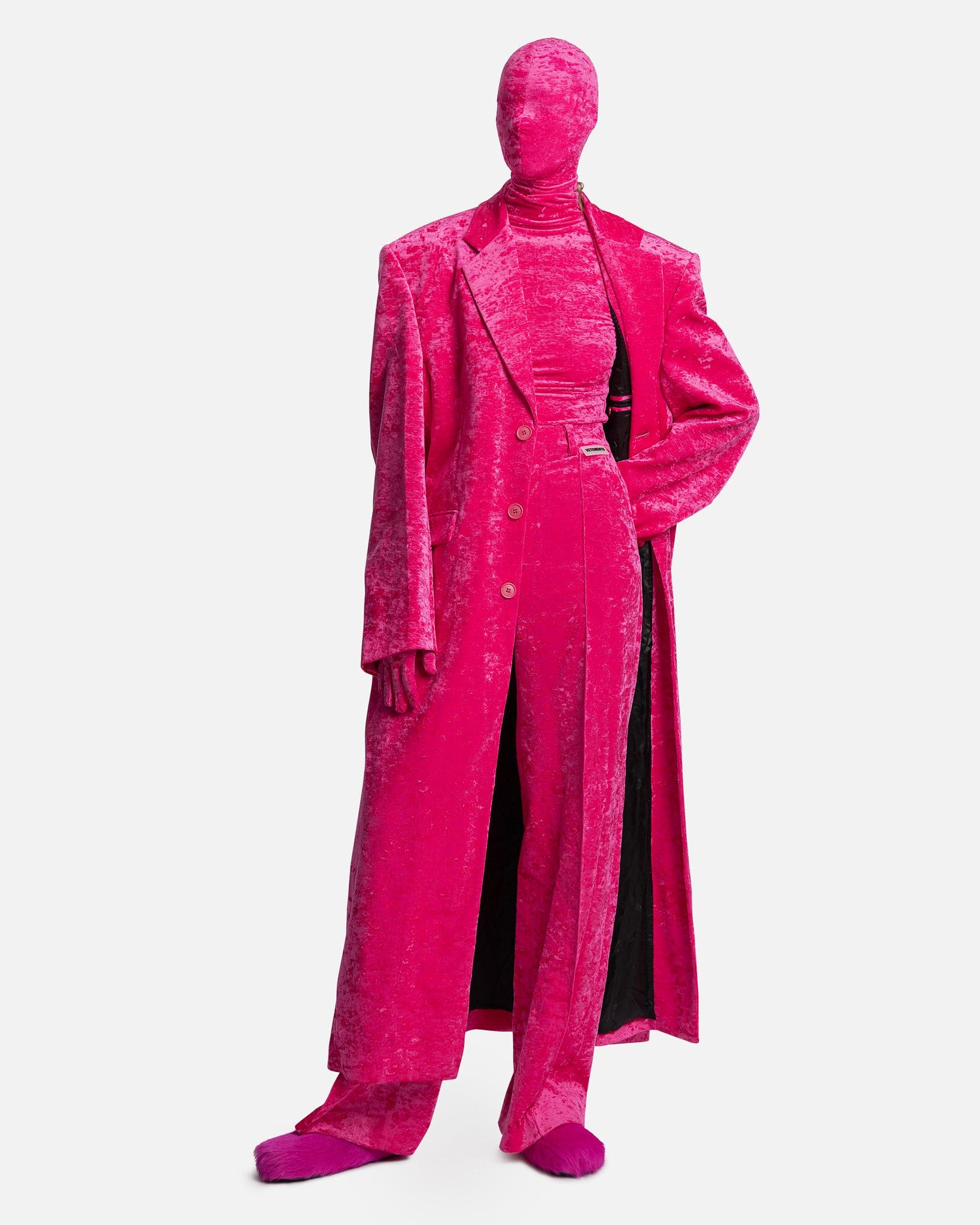 Boxy Single Breasted Velvet Tailored Coat in Pink