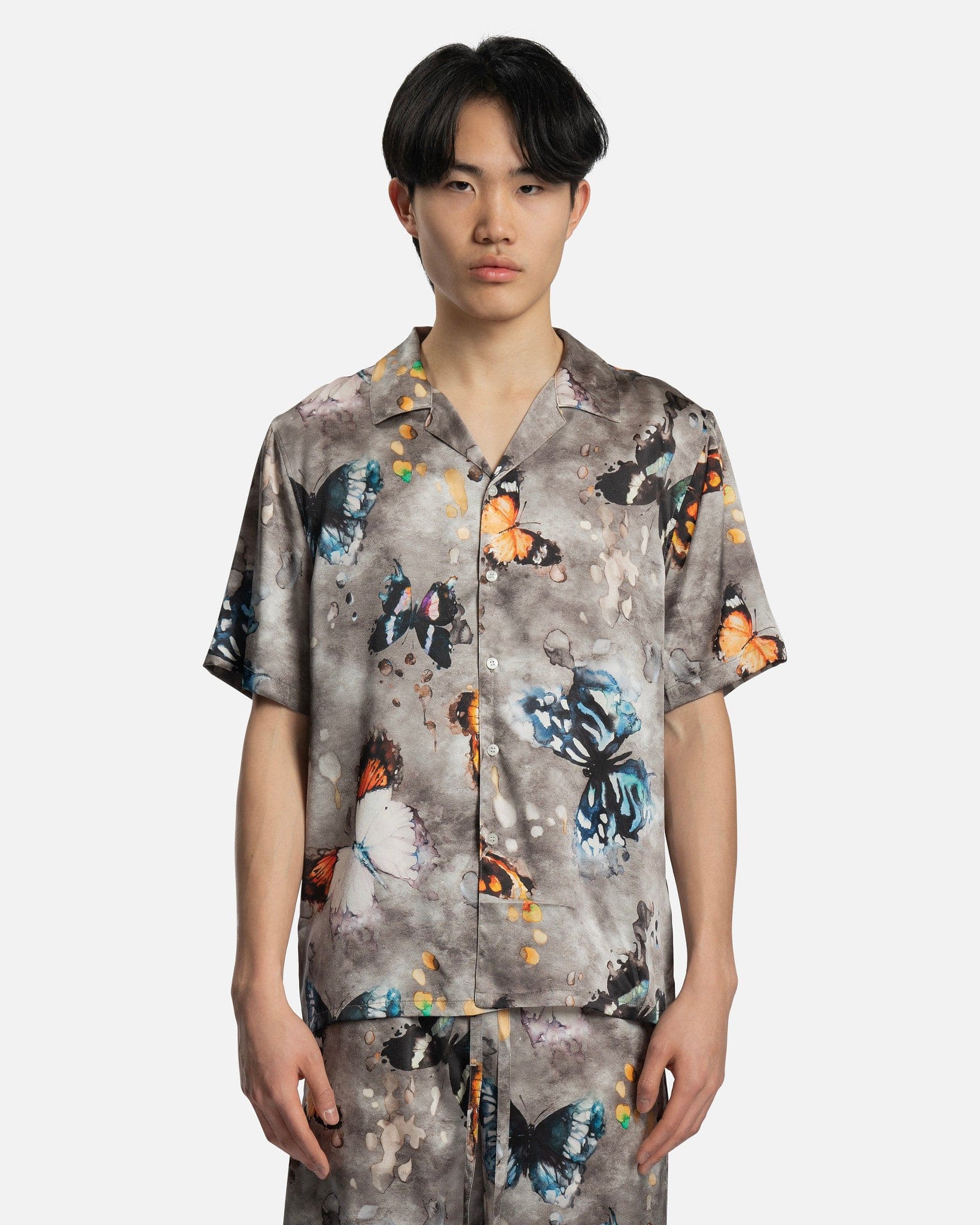 Butterfly Silk S/S Button Down in Butterfly Gray