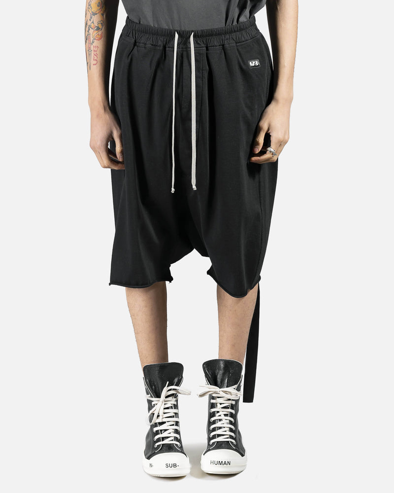 Drawstring Pod Shorts in Black